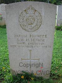 Dar Es Salaam War Cemetery - Humm, Samuel William Henry